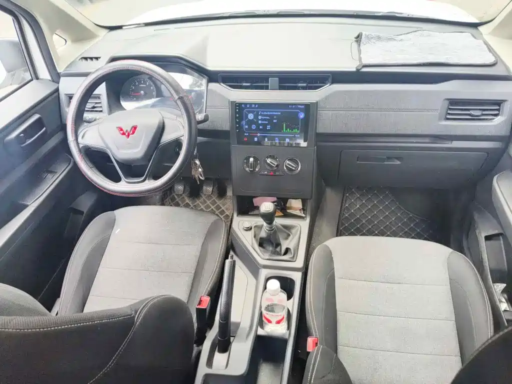 Wuling Motors Wuling Hongguang PLUS 2024 2020 1.5L Manual Standard 7-seater