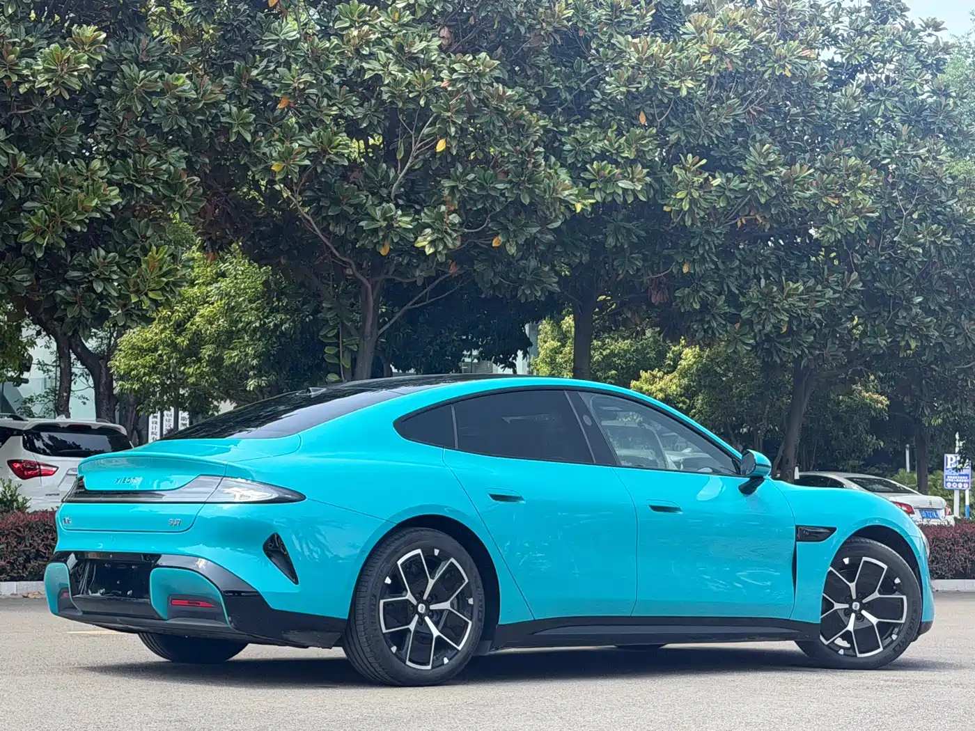 XIAOMI CAR XIAOMI SU7