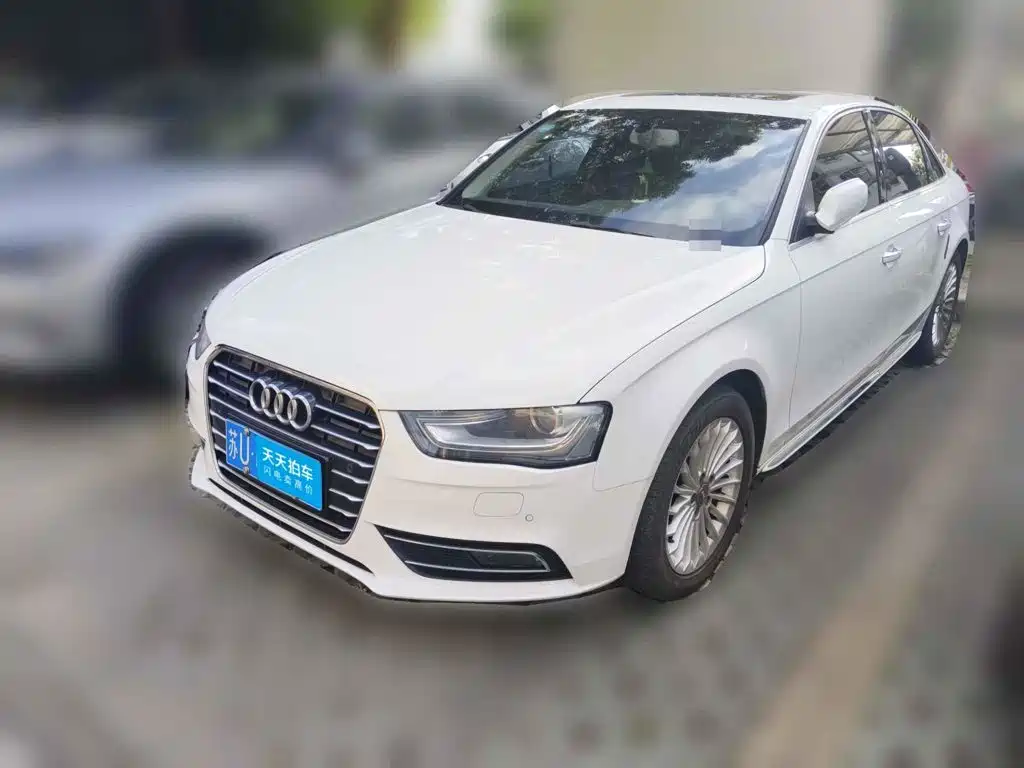 Фото 1 - Audi A4L