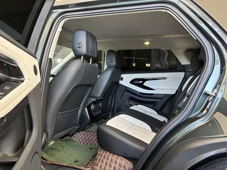 LAND ROVER RANGE ROVER AURORA