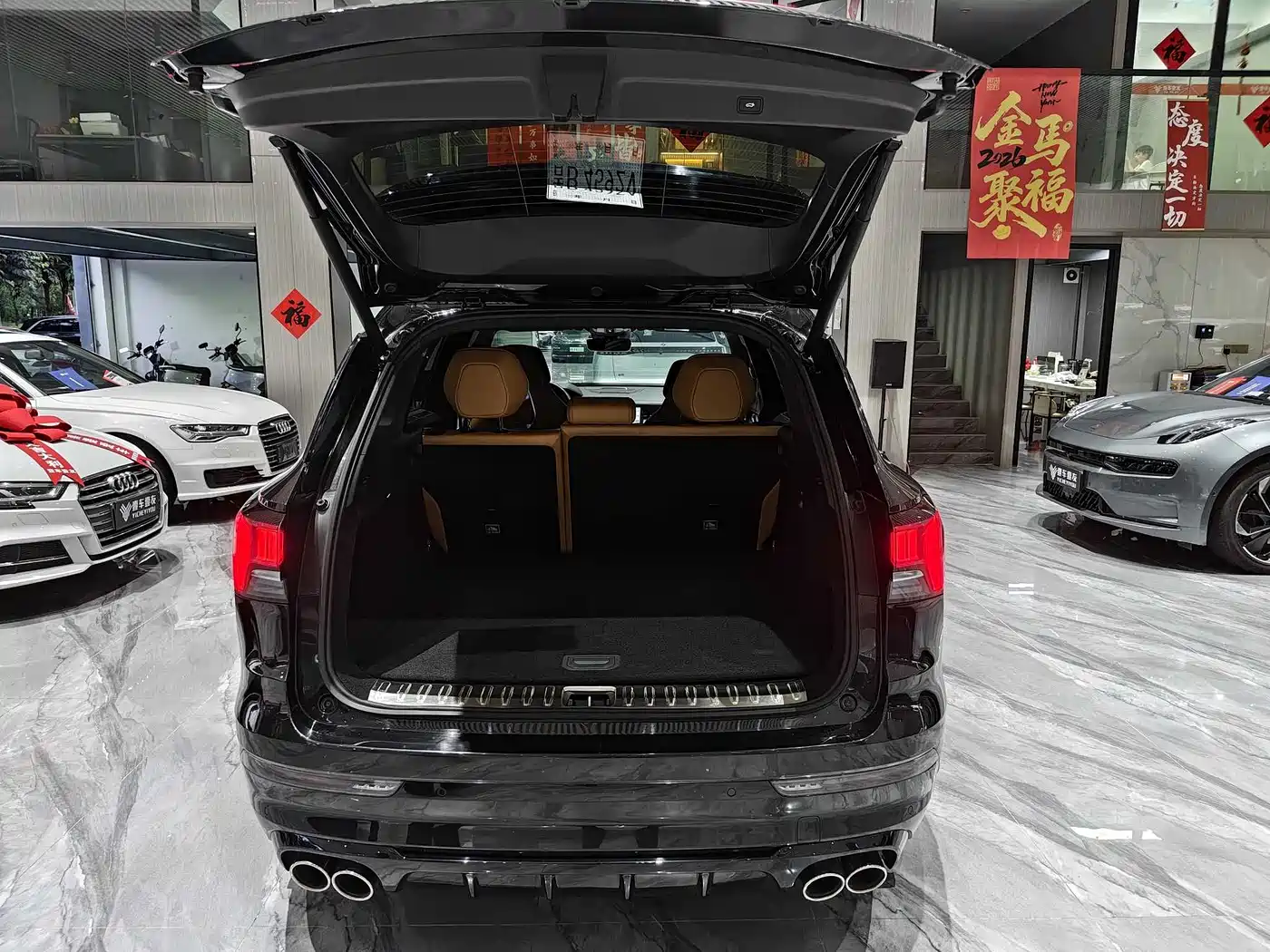 Lynk & Co 09 EM-P 2023 2.0TD EM-P AWD Asian Games Executive Edition 5-Seater фото 18