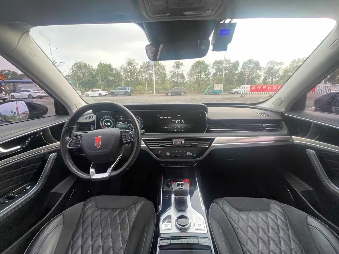 Hongqi HS5 2019 2.0T Smart Connect Enjoy Edition фото 5