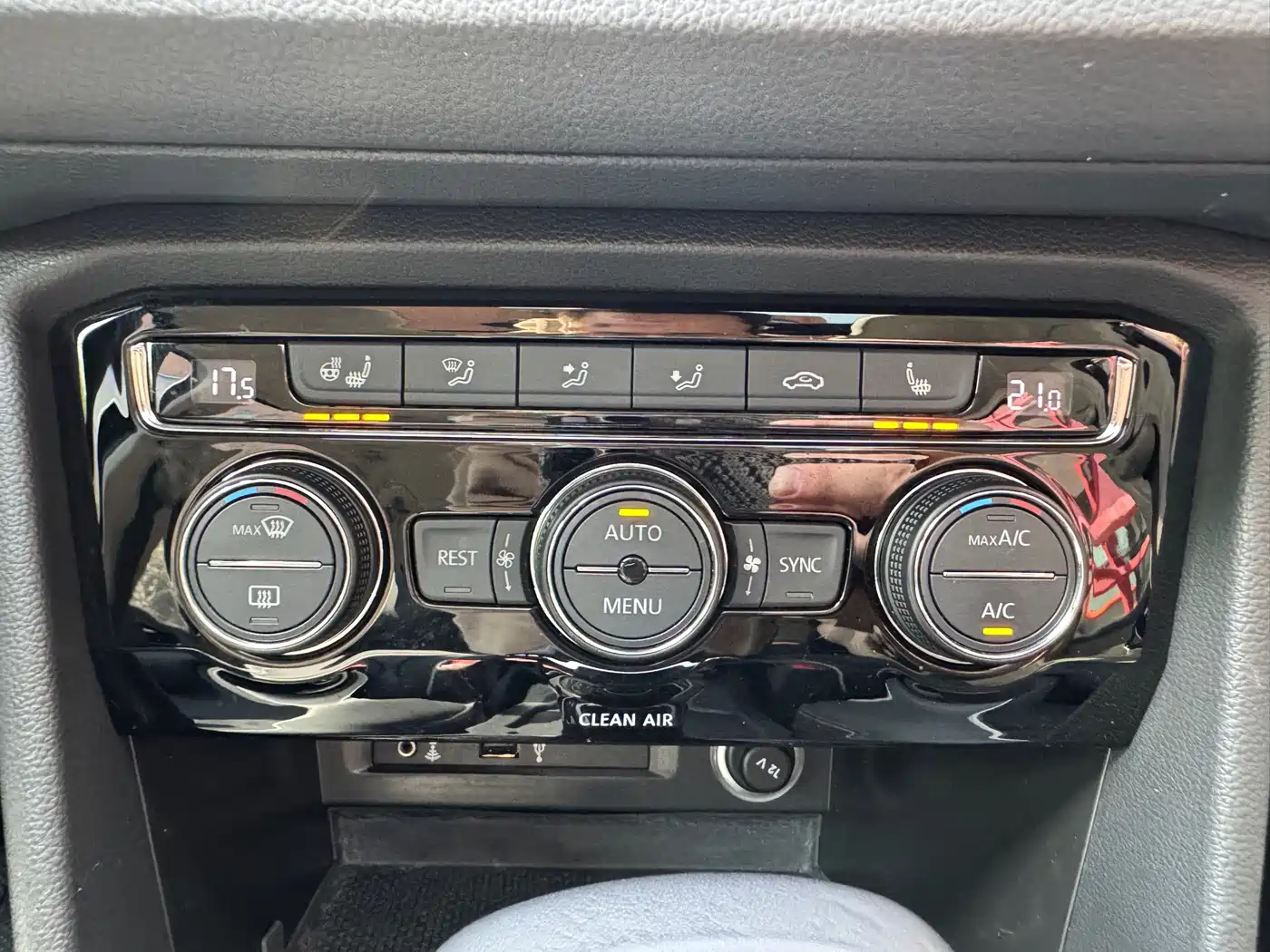 Volkswagen Tiguan L 2017 330TSI Automatic 2WD Flagship Edition фото 14