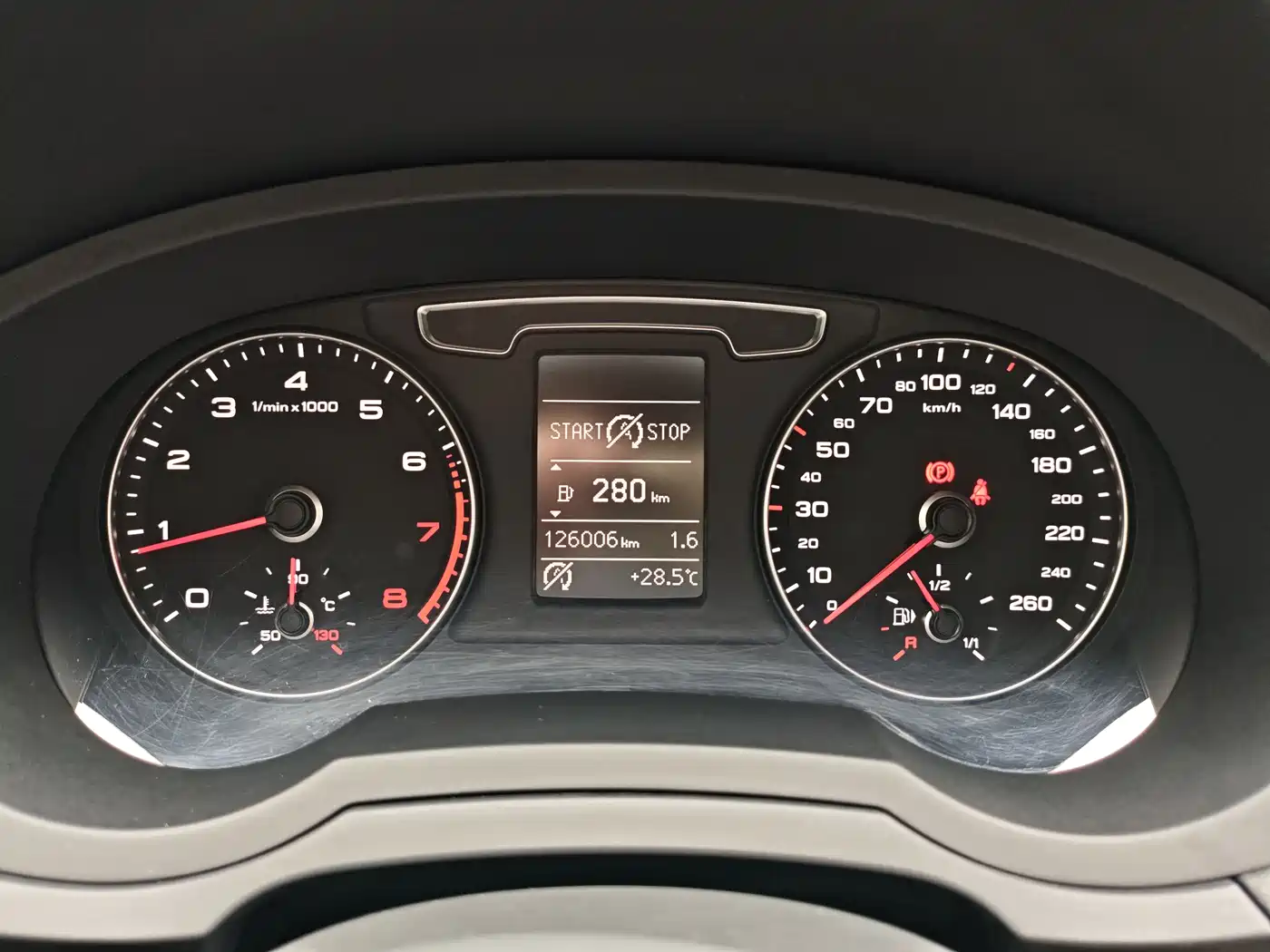 Audi Q3 2018 30th Anniversary Edition 30 TFSI Fashion фото 9