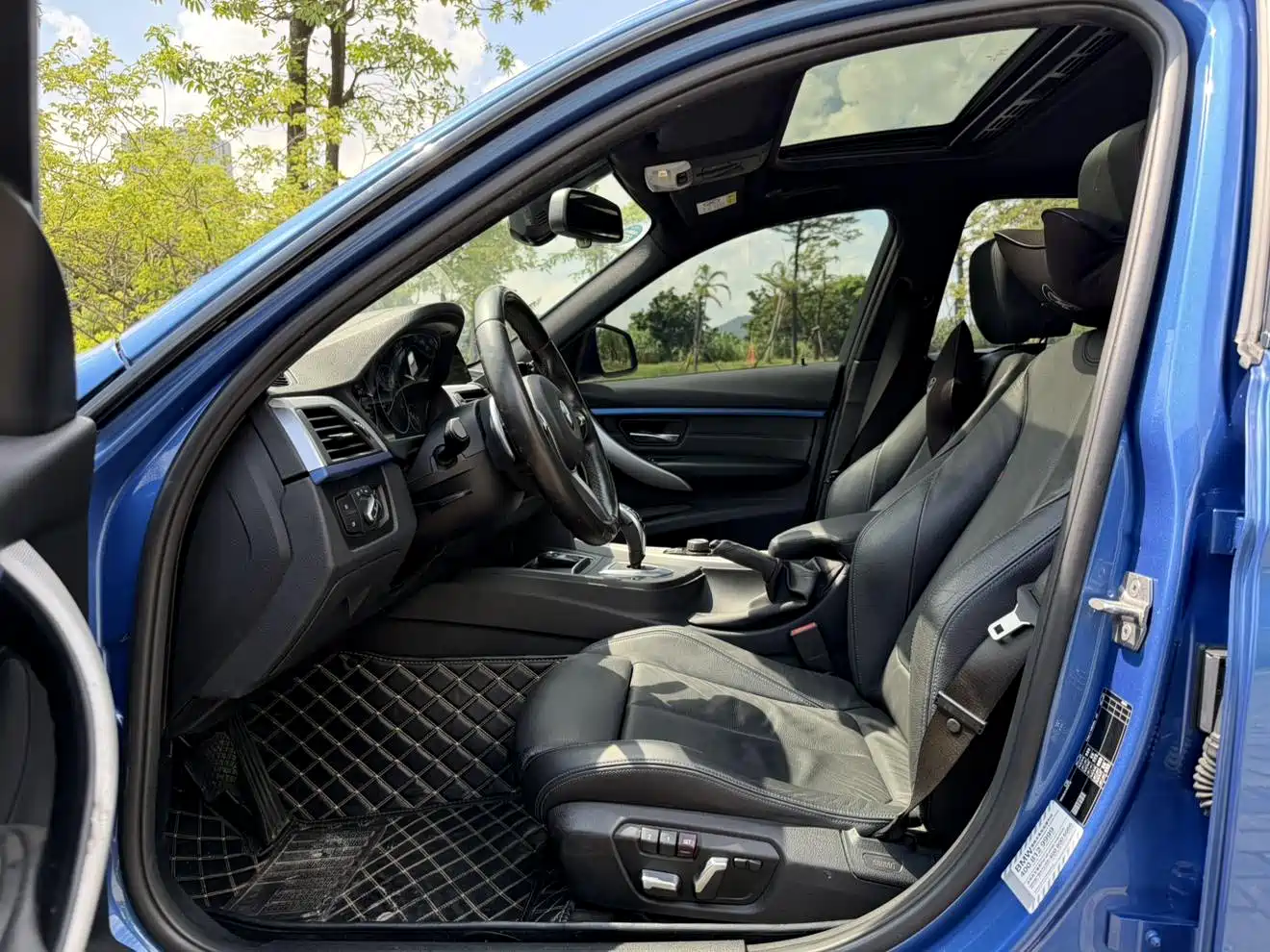 BMW 3 Series 2019 320i M Sport Package фото 5