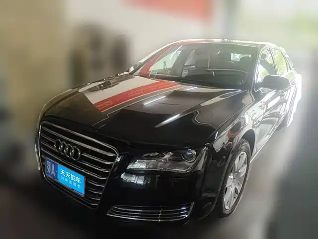 Audi A8 2013 A8L 45 TFSI quattro Comfort — фото 1