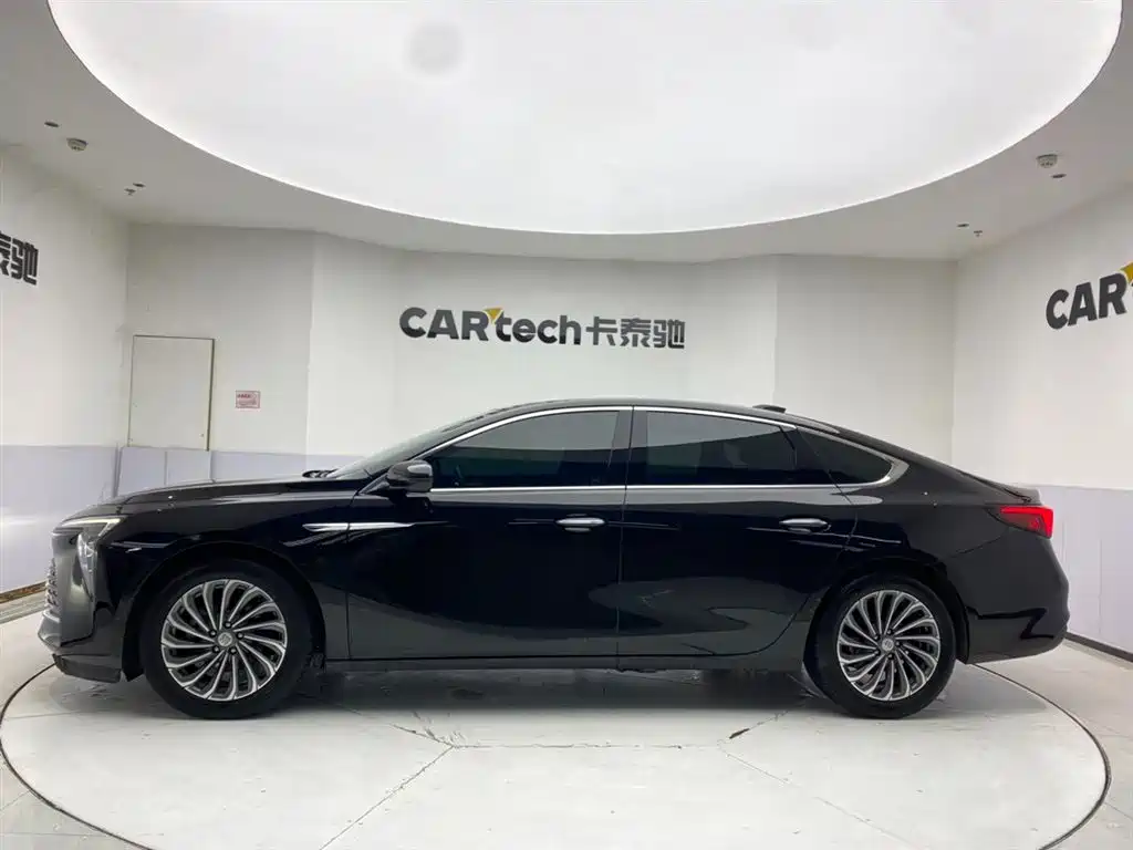 BUICK LACROSSE