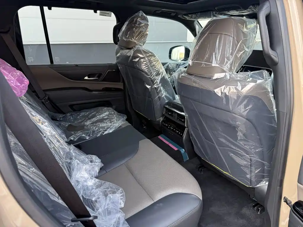 Lexus LX 2026 2025 700h OVERTRAIL Frontier Edition