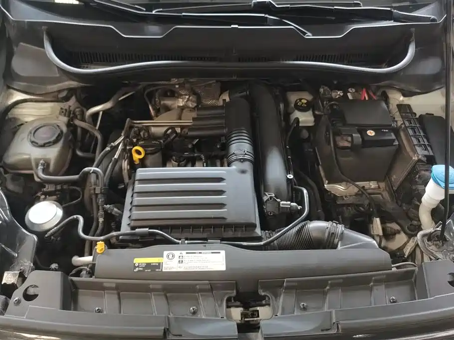 Volkswagen T-Cross 2023 280TSI DSG Luxury Edition фото 10
