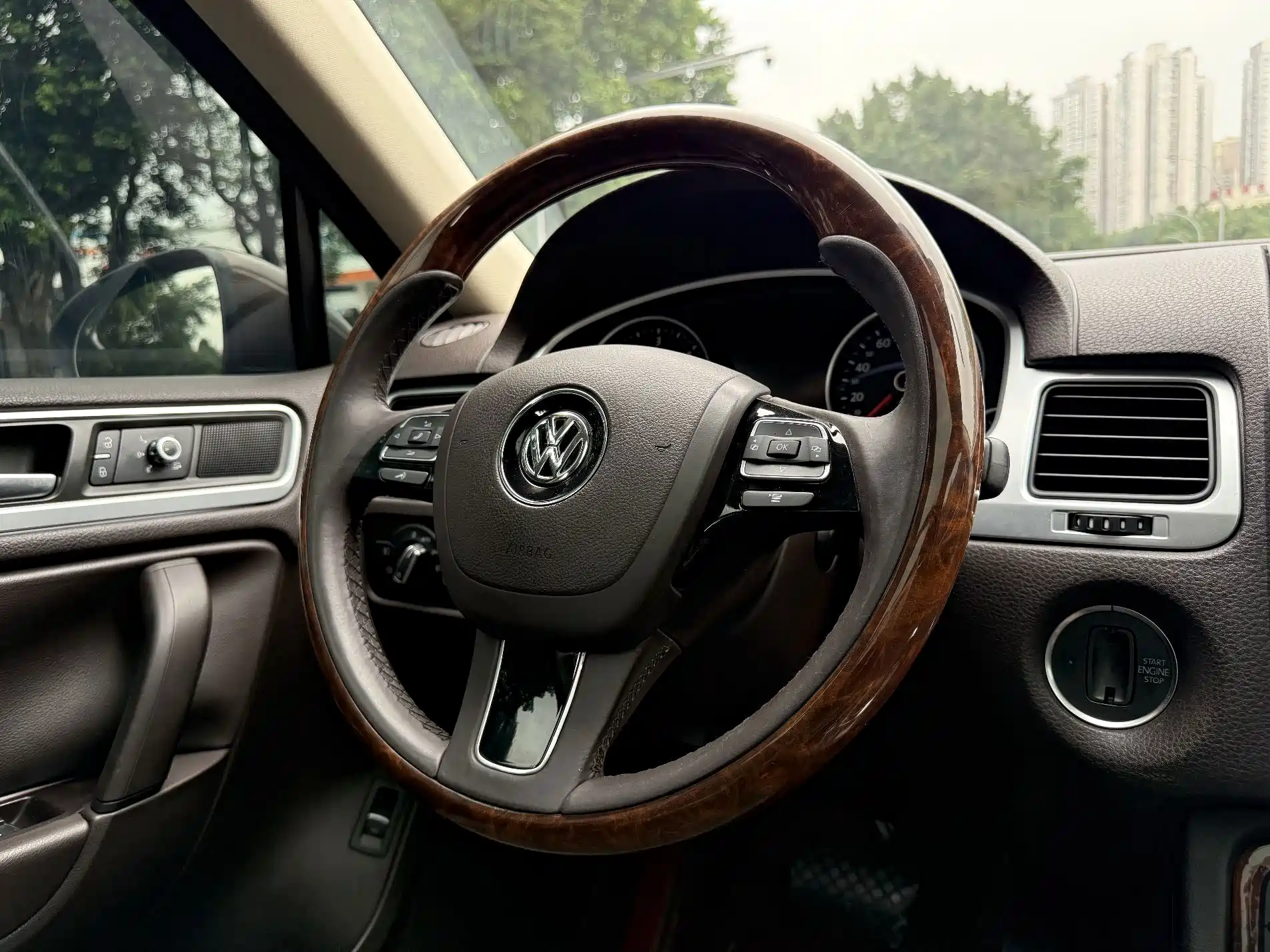 Photo 10 - Volkswagen Touareg