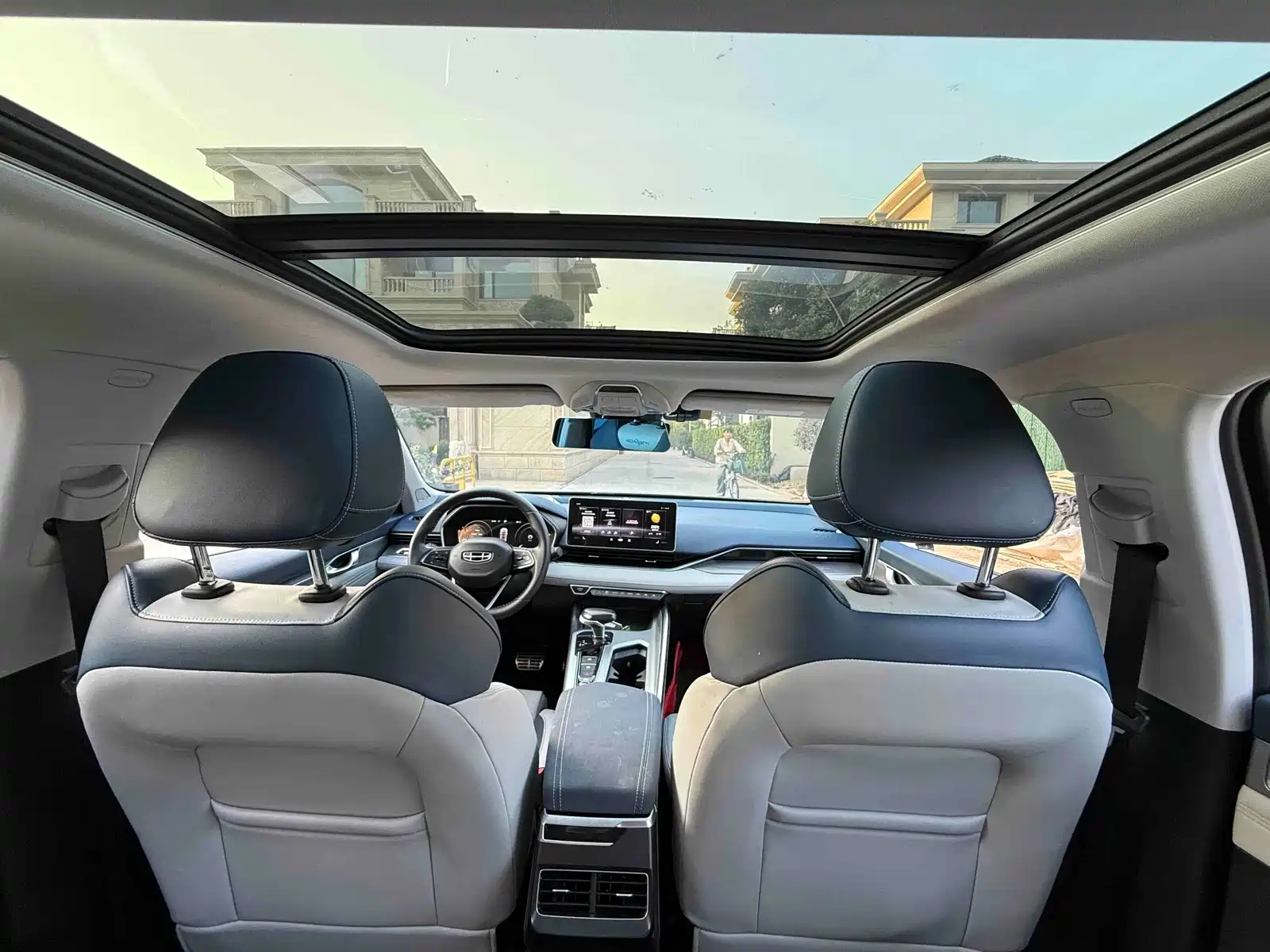 Фото 5 - Geely Preface