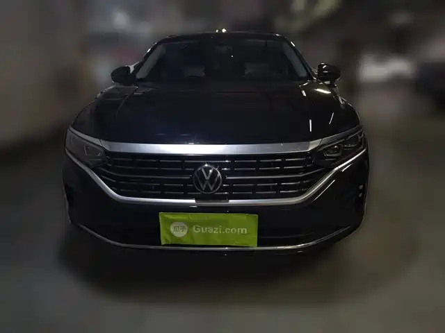Volkswagen Passat 2025