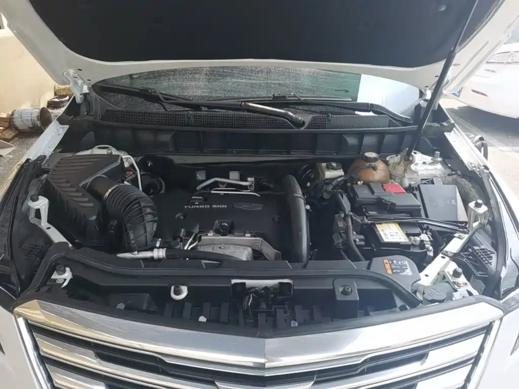 Photo 20 - Cadillac XT5