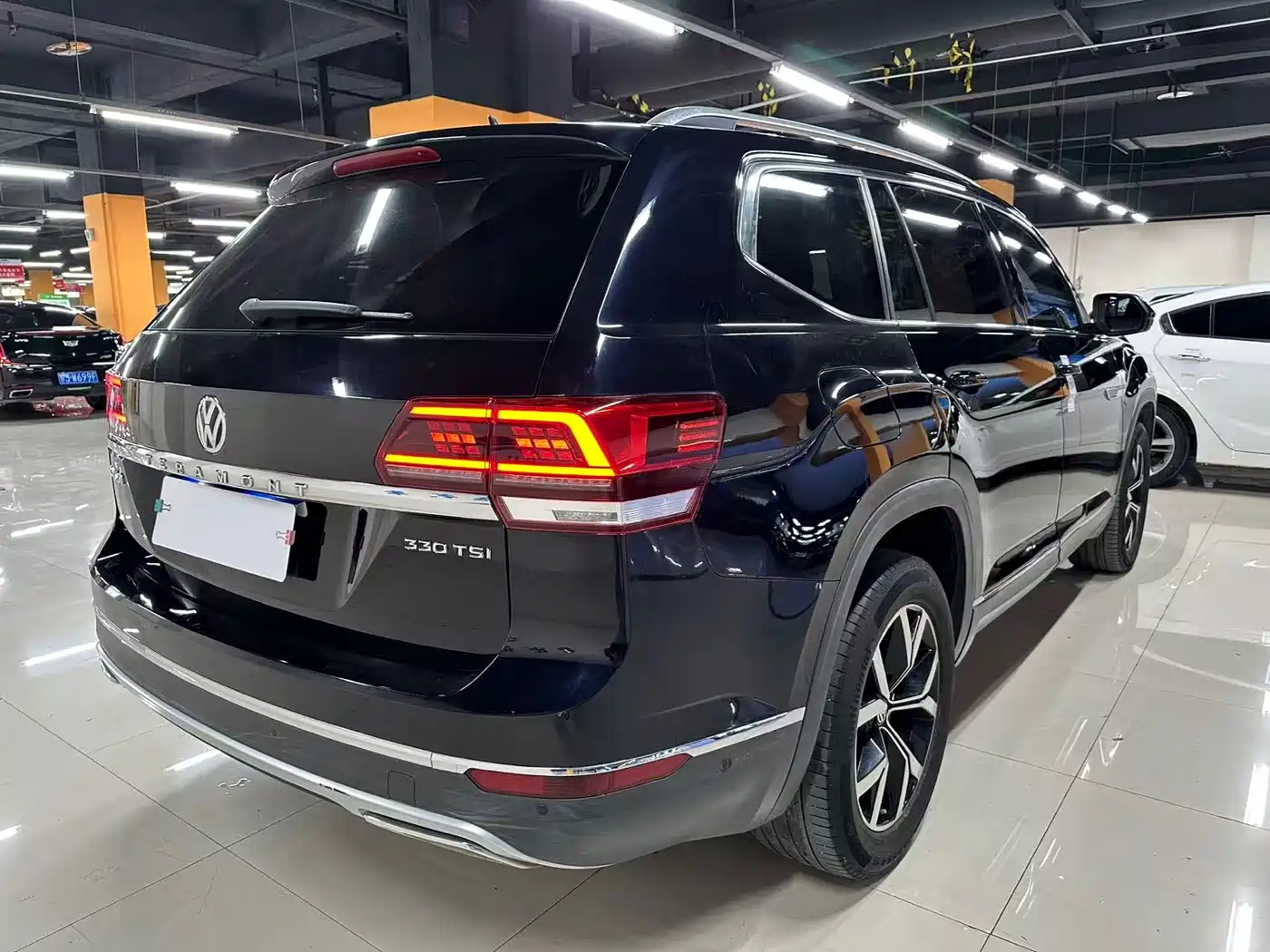 Volkswagen Teramont 2019 330TSI 2WD Luxury China VI фото 14