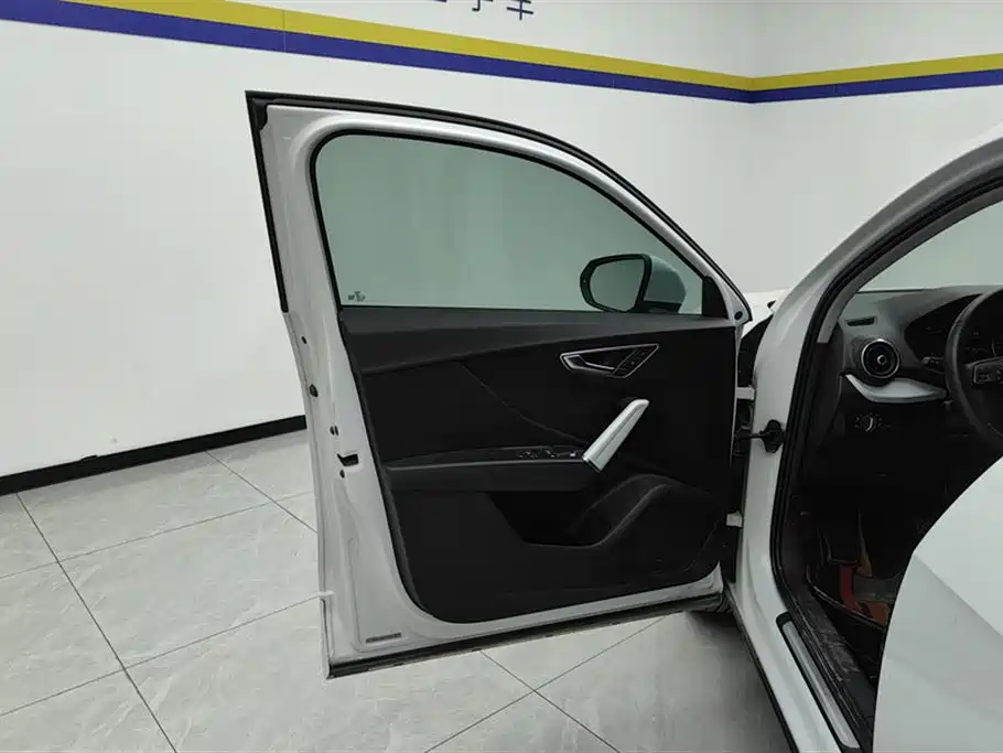 Audi Q2L 2018 35 TFSI Fashion Elegance China VI фото 7
