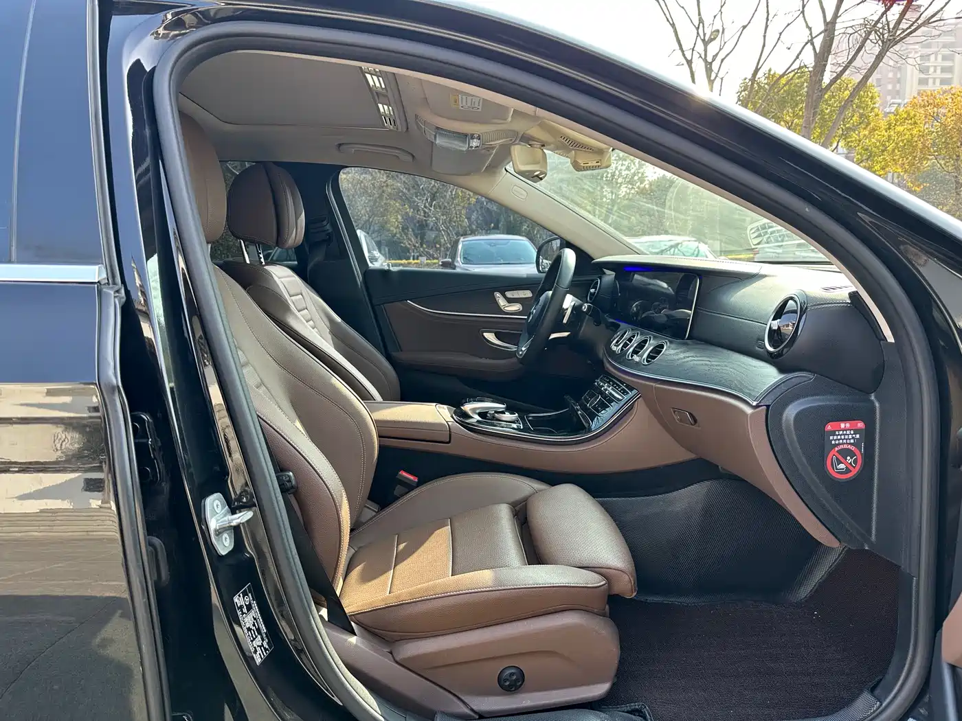 Mercedes-Benz E-Class 2017 E 200 Sport фото 12