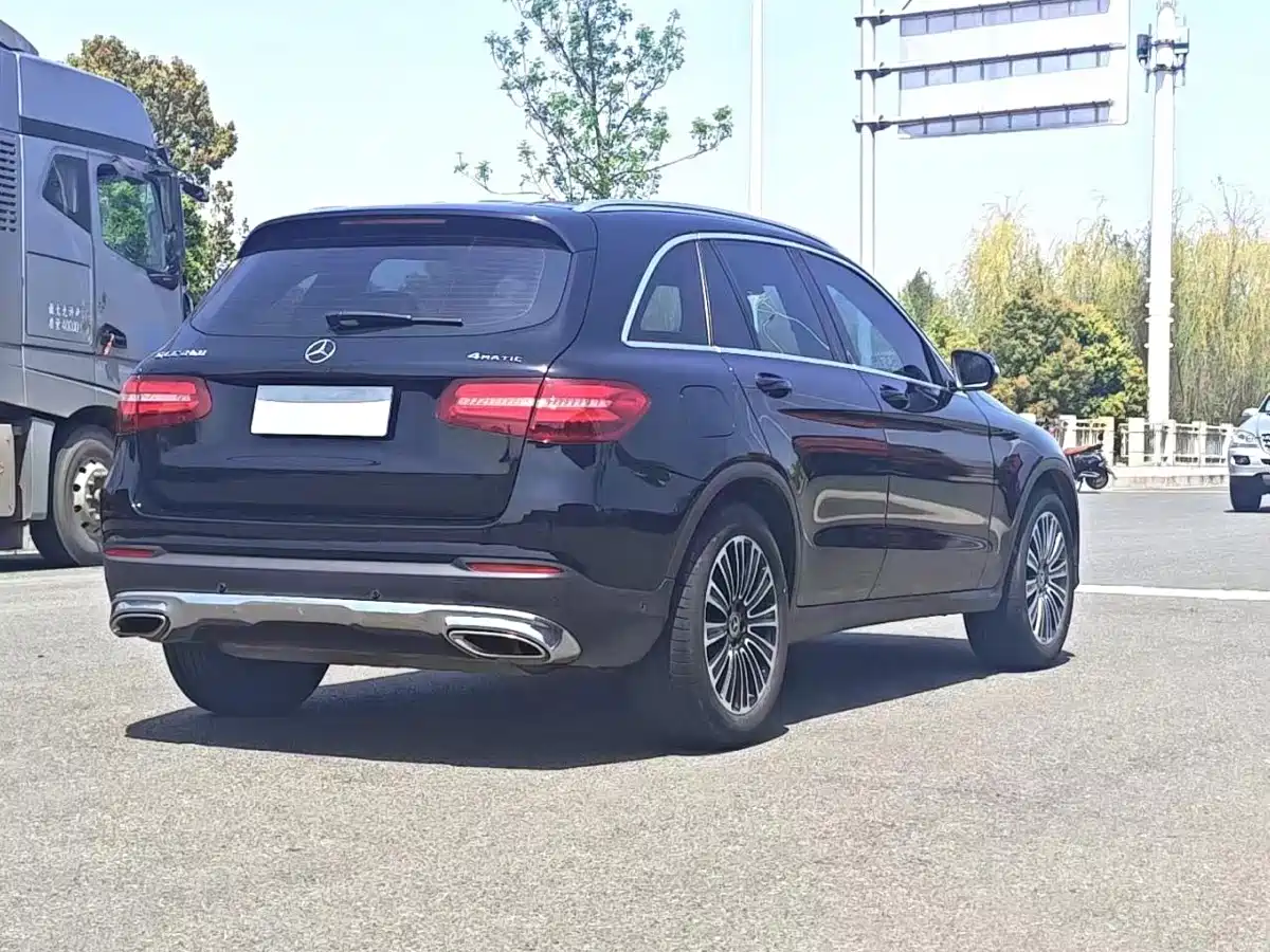 Mercedes-Benz GLC 2018 Facelift GLC 200 4MATIC фото 22