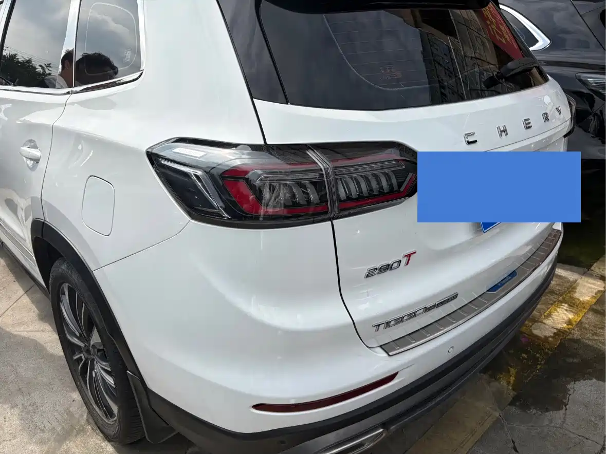Photo 2 - Chery Tiggo 8 PLUS