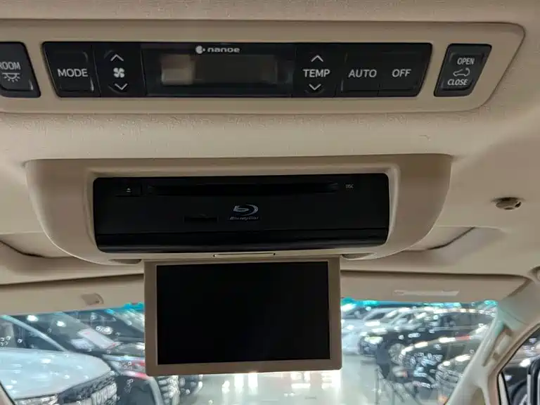 Toyota Alphard 2015 3.5L Luxury Edition фото 14