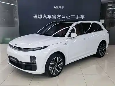 Li Auto L6