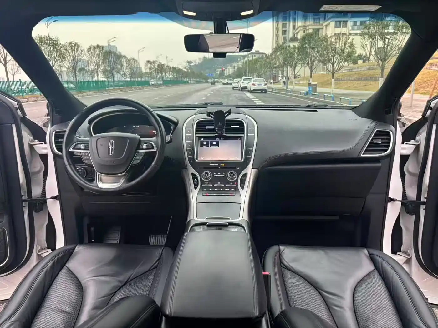 Lincoln Nautilus (Import) 2020 2020 2.0T 2WD Premium Edition