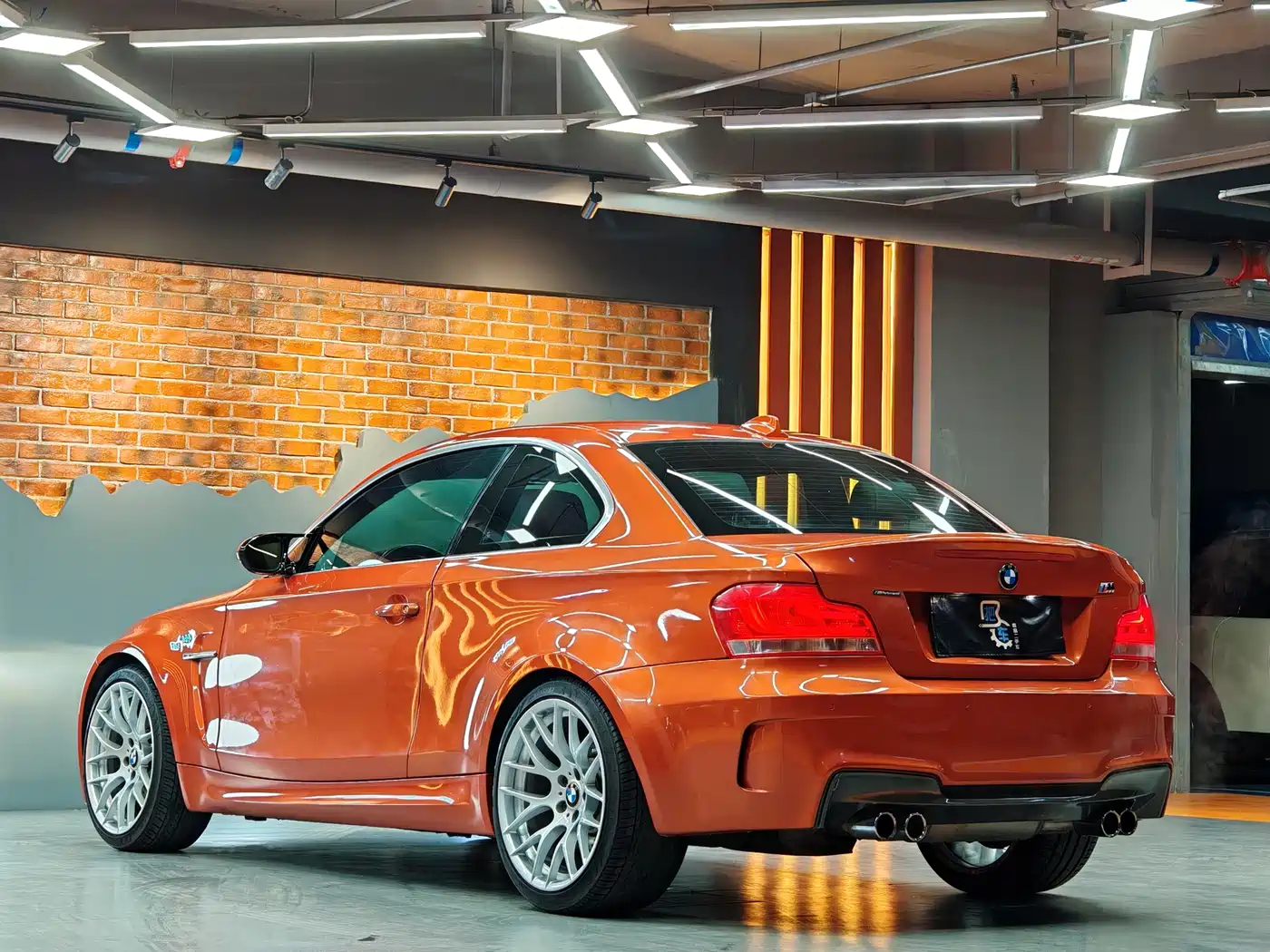 BMW 1 Series M 2011 1M Coupe фото 27