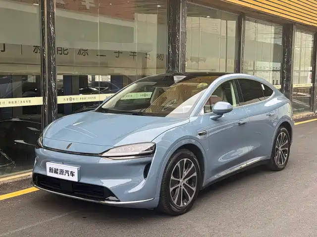 AITO WISDOM WORLD R7