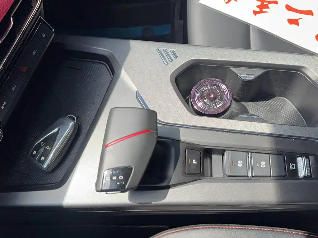 Changan X5 PLUS 2024 2024 1.5T DCT Pioneer Model