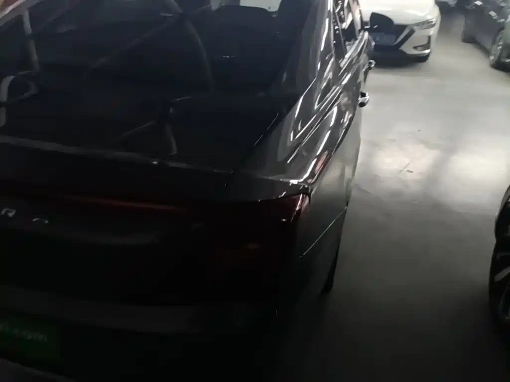 Hyundai Mistra 2021 2021 1.8L CVT GLX Elite