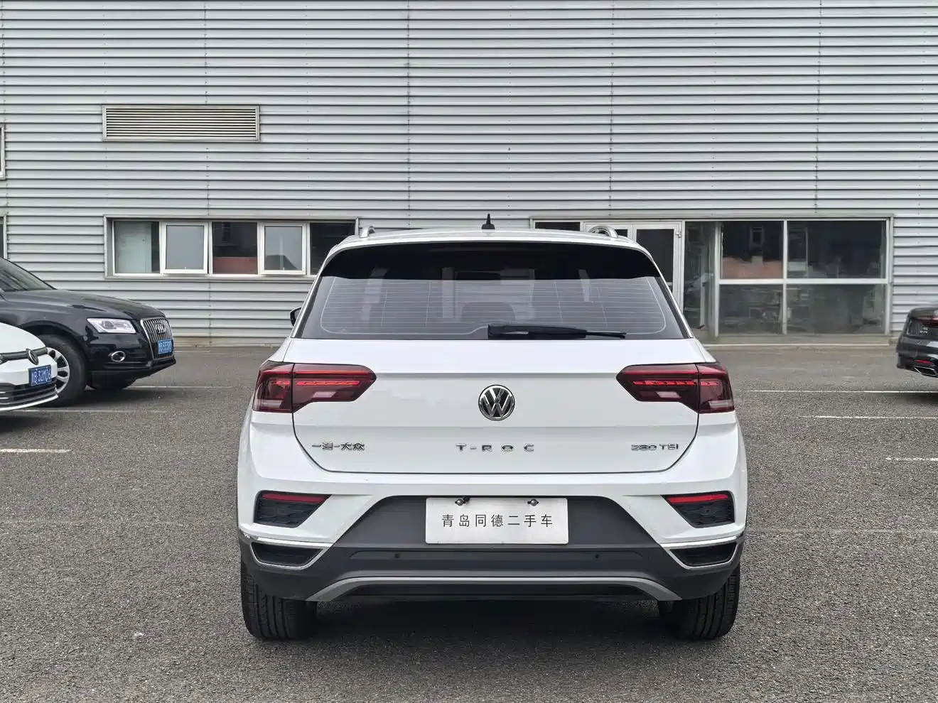 صورة 8 - Volkswagen T-ROC