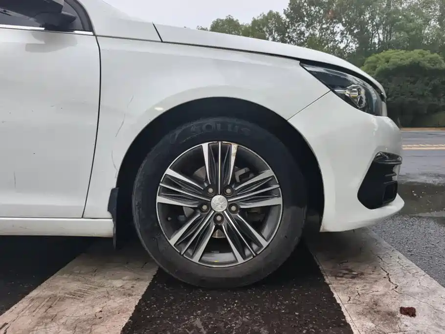 Peugeot 308 2018 2018 1.6L Auto Luxury Edition