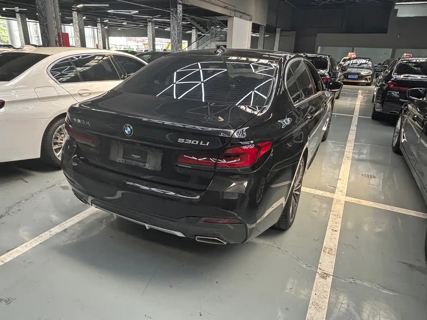 Фото 10 - BMW 5 Series