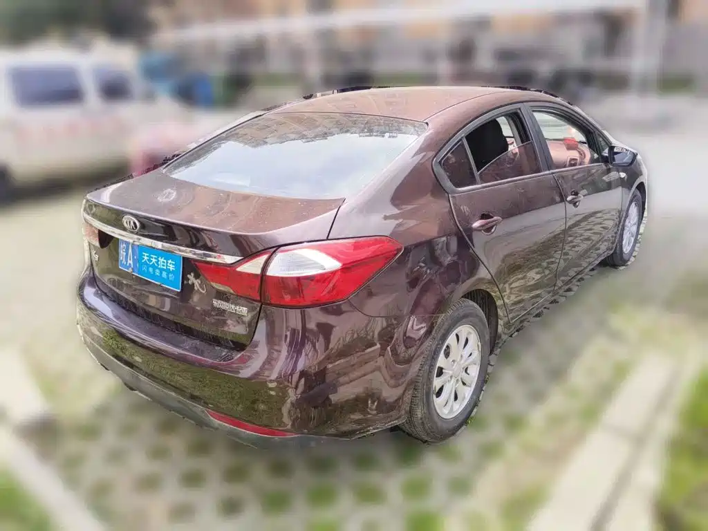 Фото 2 - Kia K3