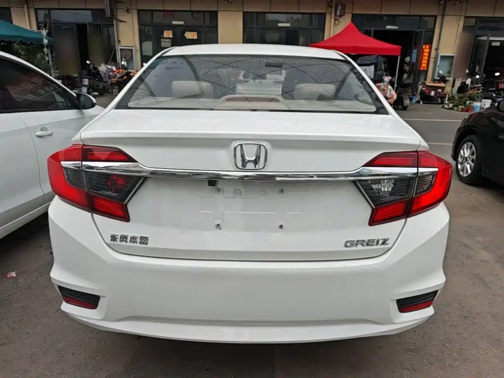 Honda Greiz 2016 2016 1.5L CVT Classic Edition