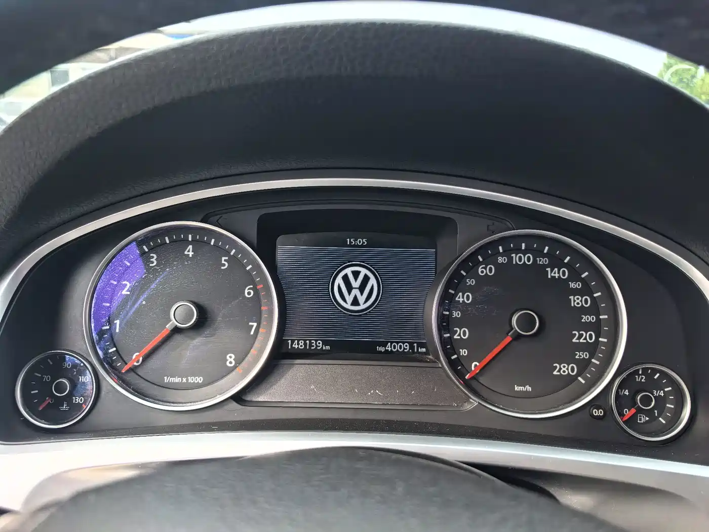 Volkswagen Touareg 2012 2011 3.0TSI Standard