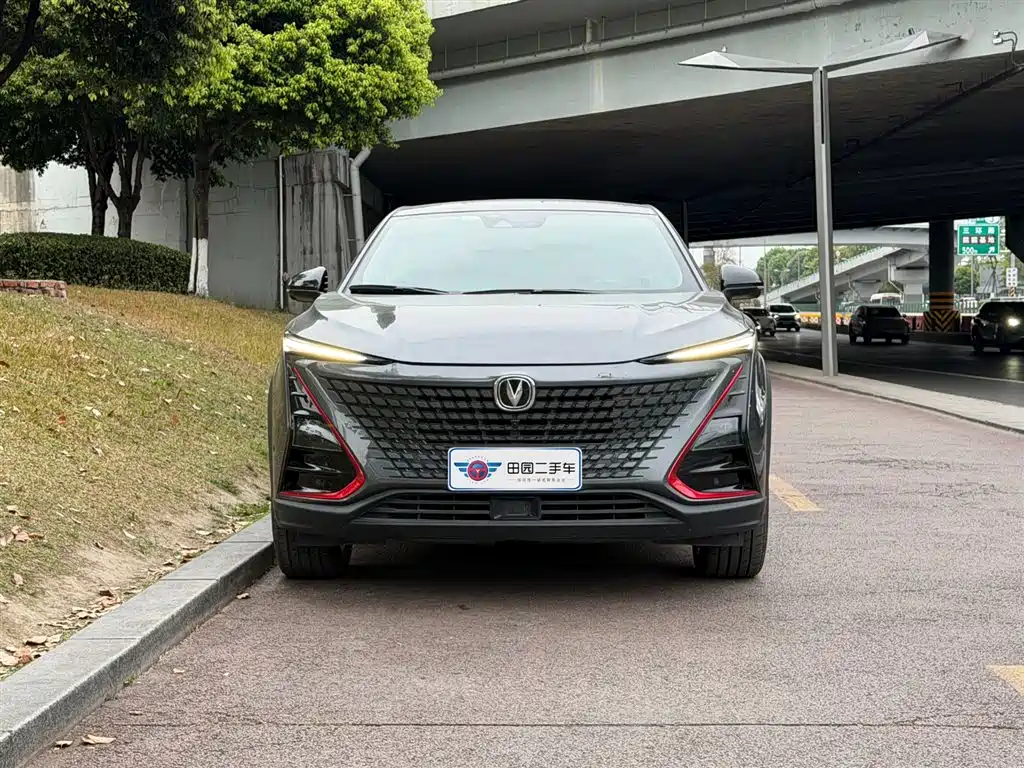 CHANGAN UNI T
