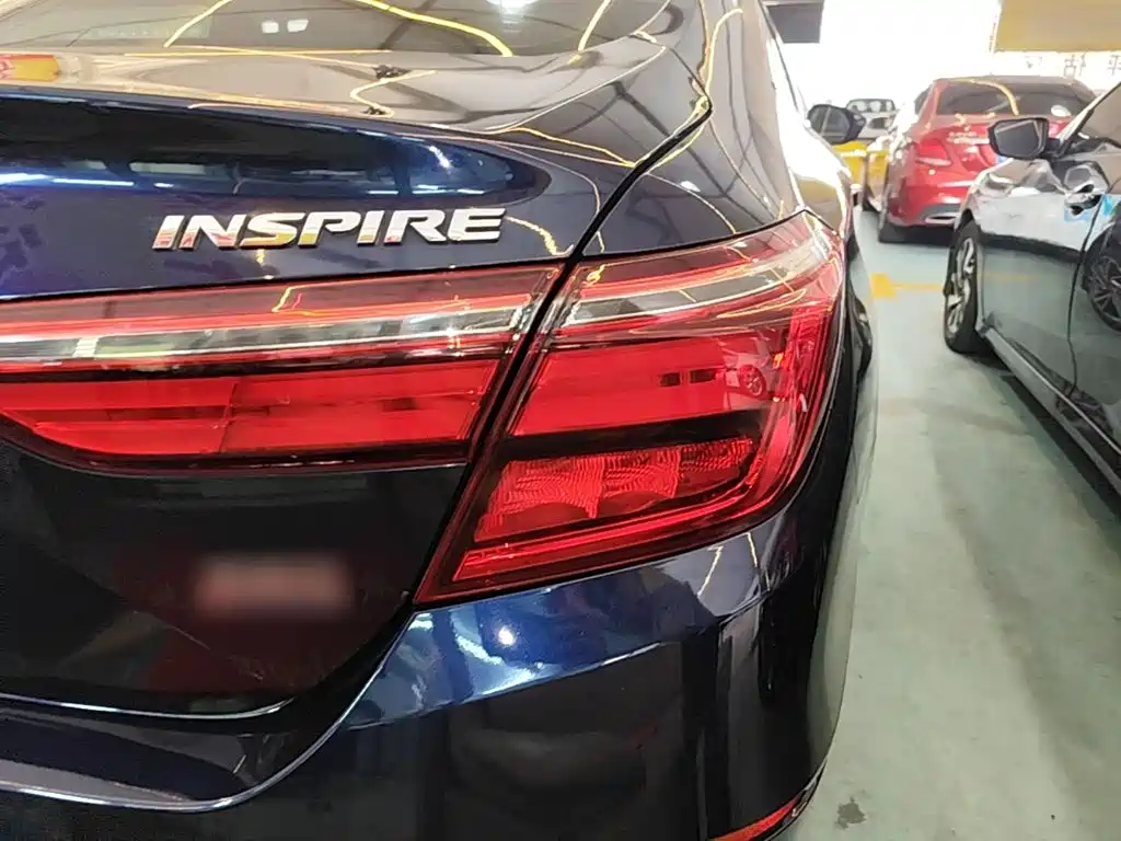 Photo 8 - Honda Inspire