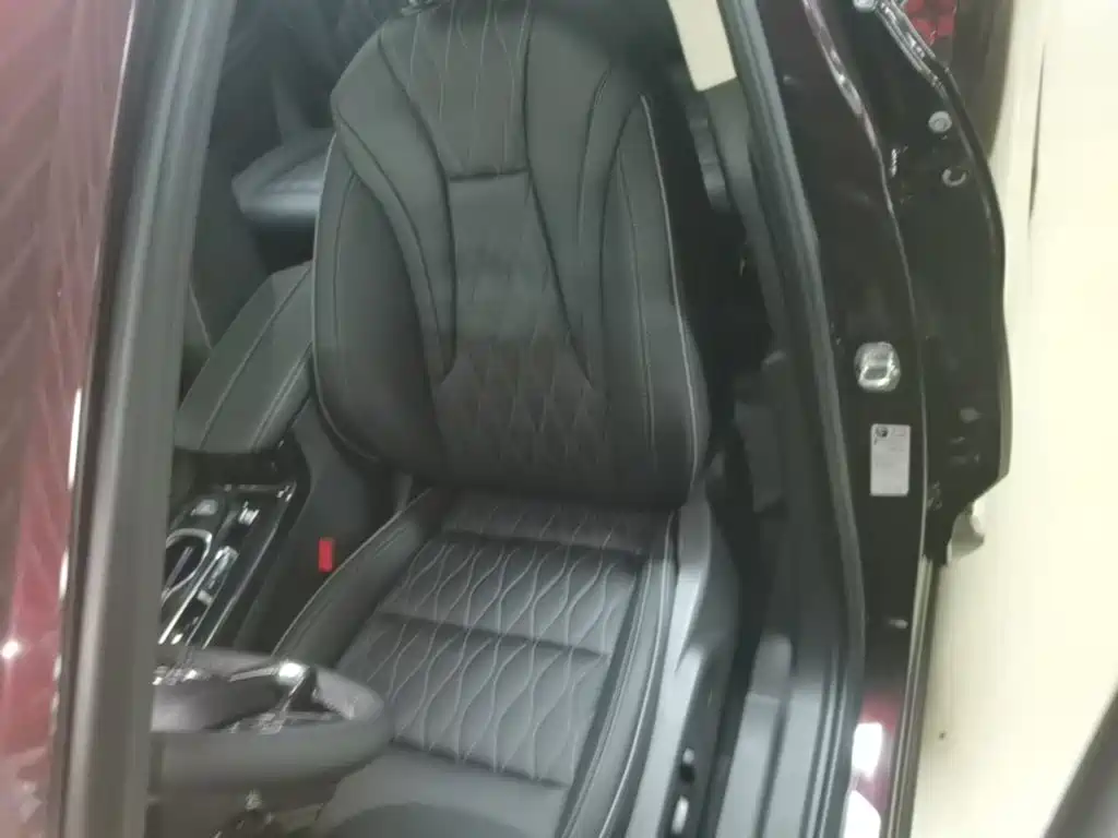 Фото 15 - Buick Envision Plus