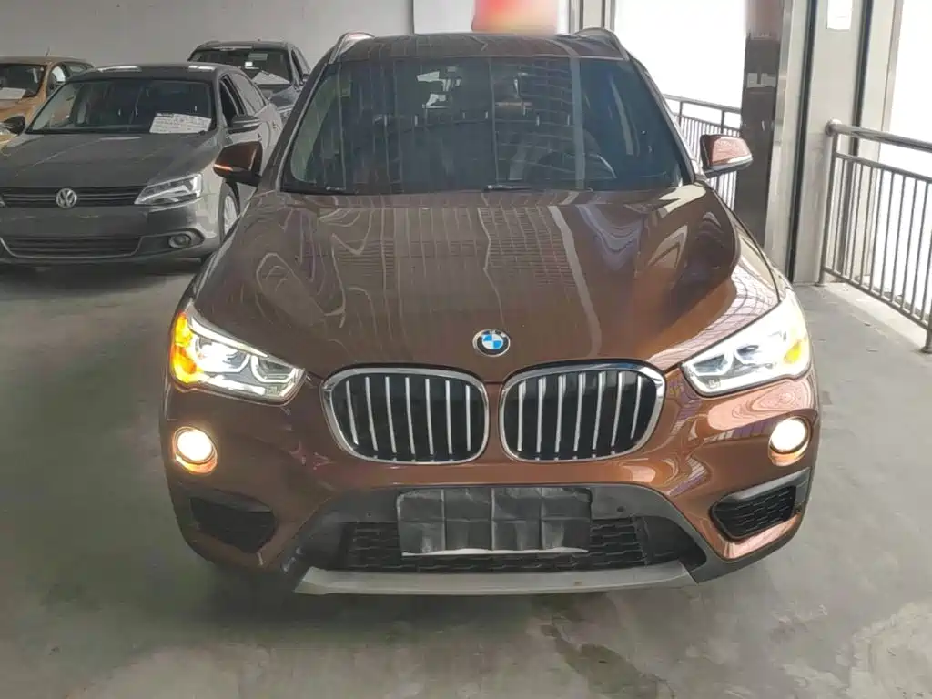 Фото 3 - BMW X1