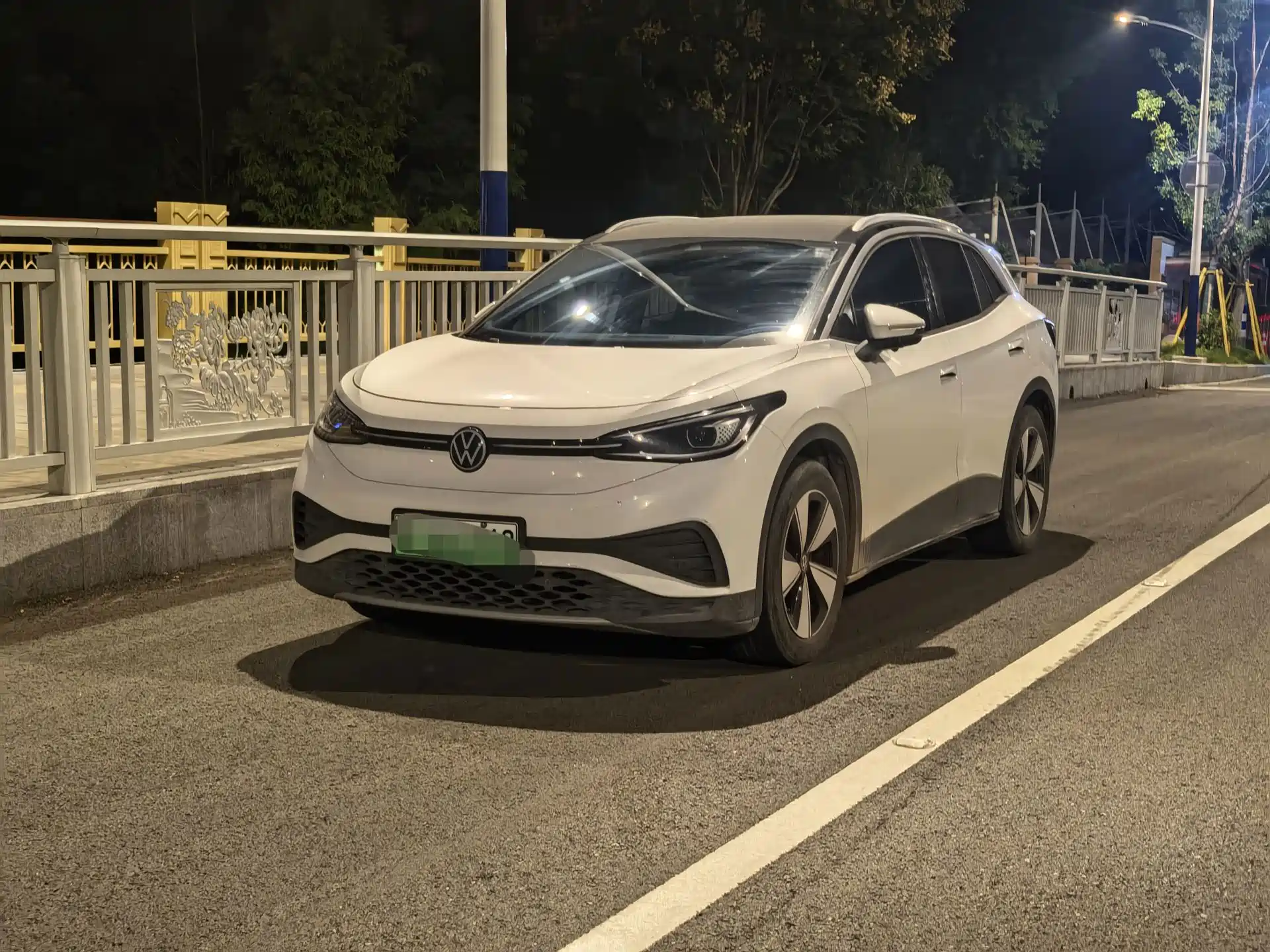 Фото 1 - Volkswagen ID.4 X