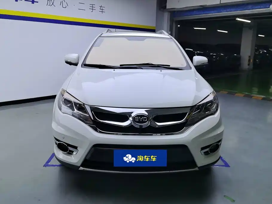BYD S7 2016 2016 2.0T Automatic Premium Model