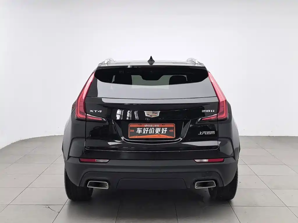 Фото 4 - Cadillac XT4