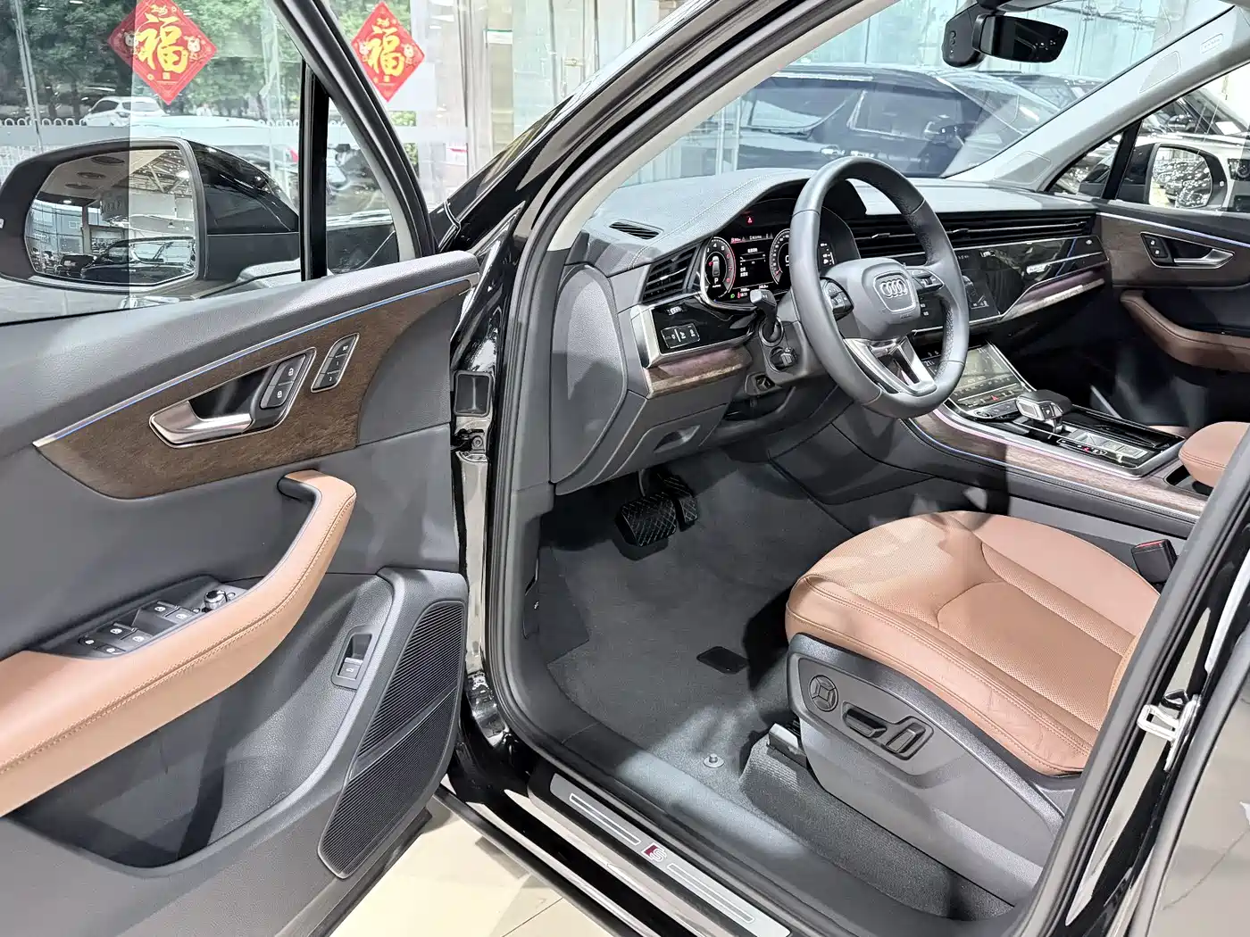Audi Q7 2023 55 TFSI quattro S line Sport фото 3