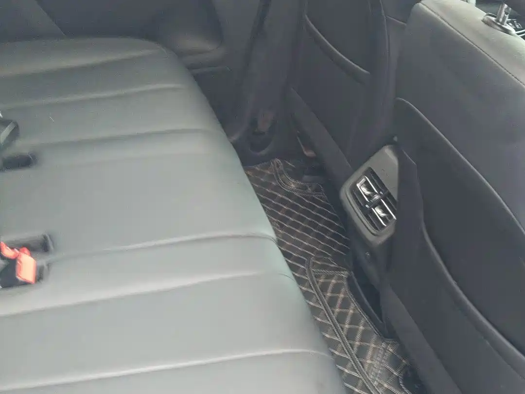 Changan Oshan X7 PLUS 2023 2022 1.5T Blue Whale Edition Automatic Premium 7-Seater