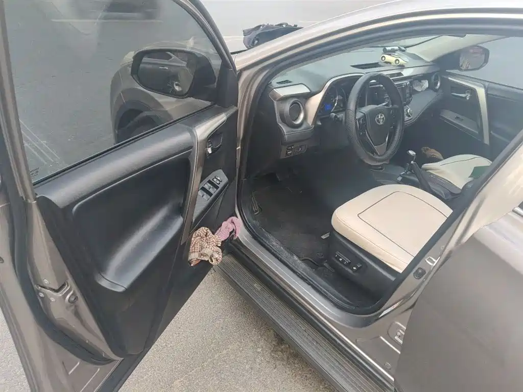 Toyota RAV4 Rongfang 2013 2.0L CVT 4WD Pioneer фото 13