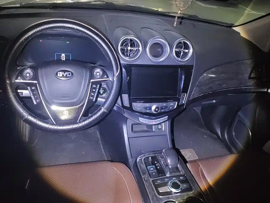 BYD Tang New Energy 2016 2015 2.0T 4WD Flagship
