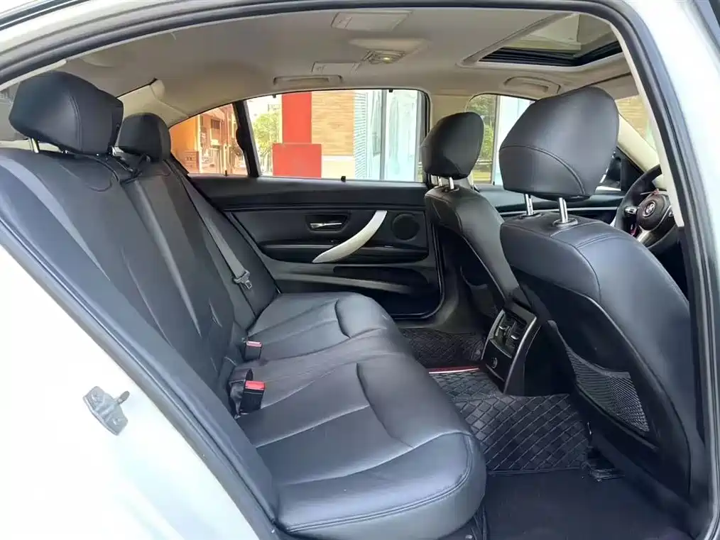 BMW 3 Series 2015 320Li Fashion фото 6