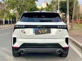 Фото 8 - Lynk & Co 06