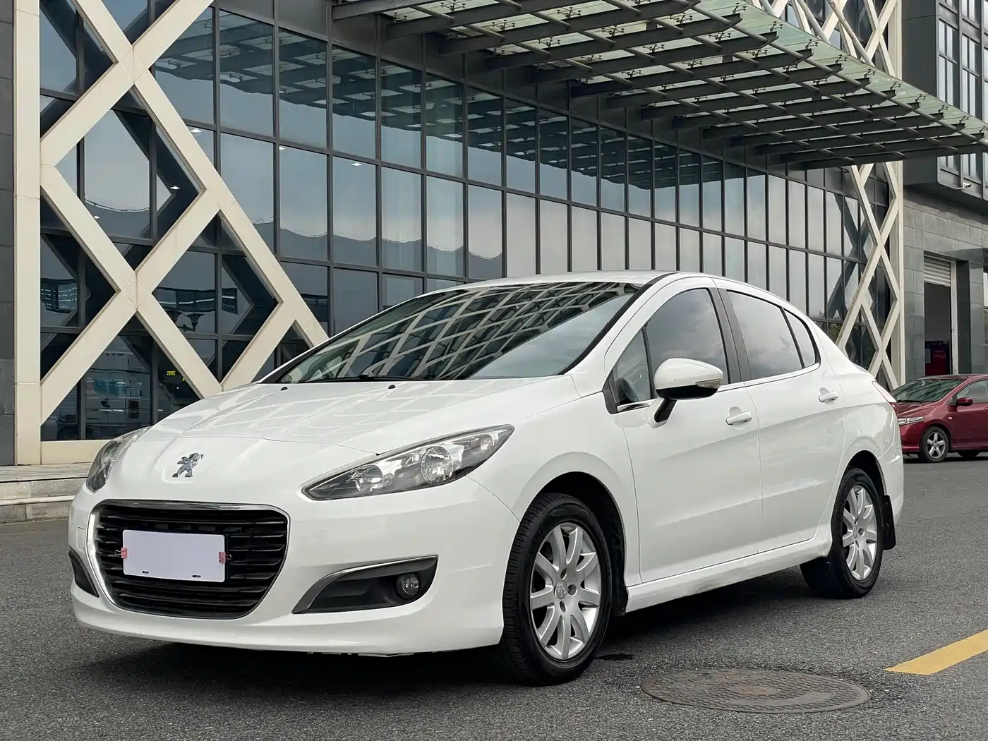 Peugeot 308 2014 2014 Model Joy Edition Classic 1.6L Manual Superior Style