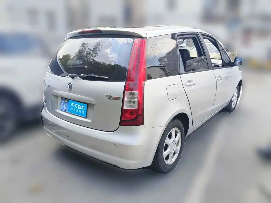 Dongfeng Fengxing Jingyi 2013 2014 XL 1.5L AMT Luxury Class China IV